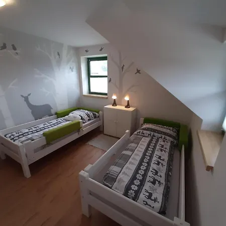 Zeleny Jelen - Horsky Apartman Stachy Exterior photo