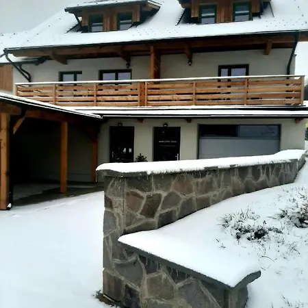Zeleny Jelen - Horsky Apartman Stachy Exterior photo