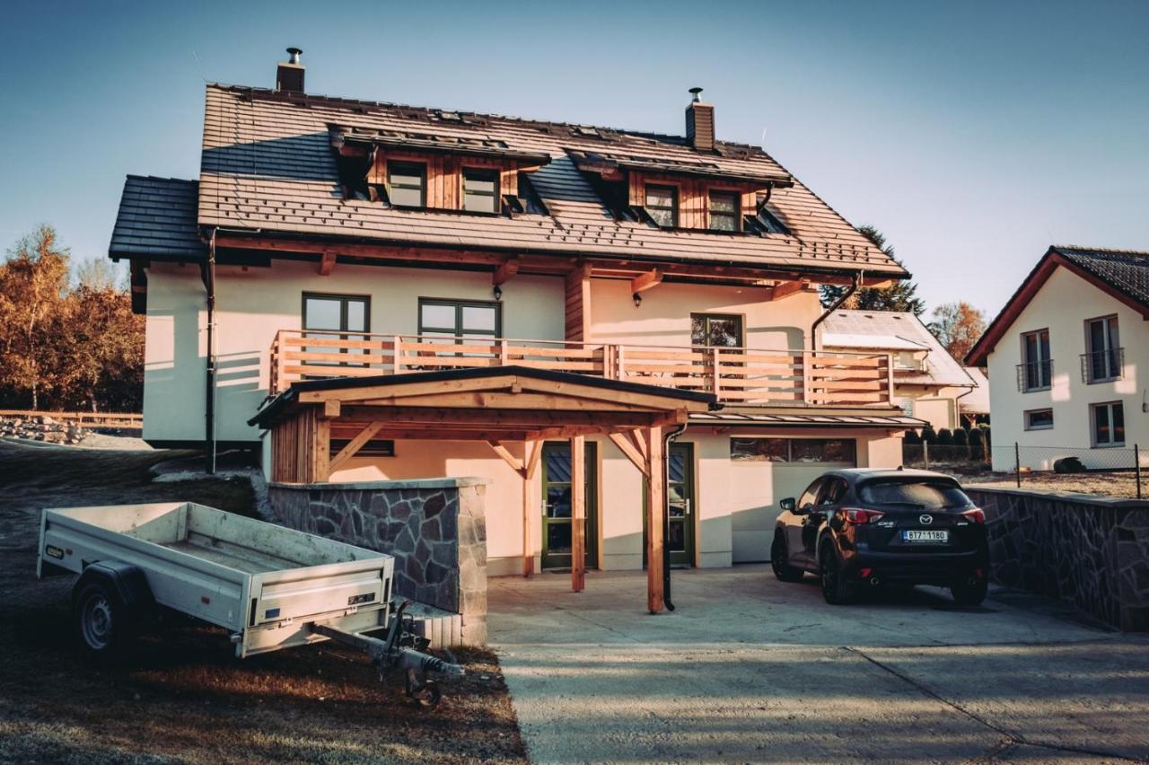 Zeleny Jelen - Horsky Apartment *